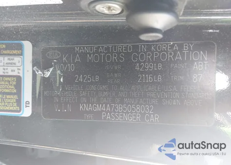 2011 Kia Optima Lx z USA, uszkodzony, nr VIN KNAGM4A73B5058032